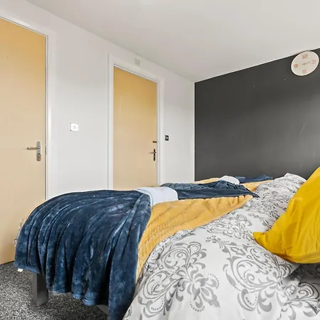 Luxury 3 Bedroom 5bed Duplex For 9 Guest * Birmingham