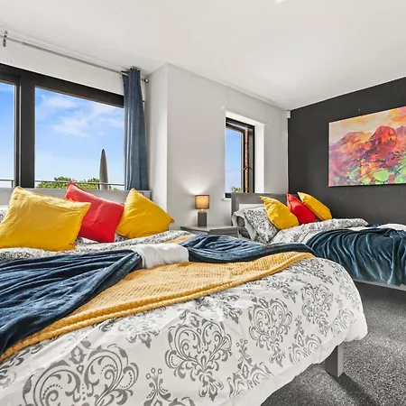 Apartment Luxury 3 Bedroom 5bed Duplex For 9 Guest